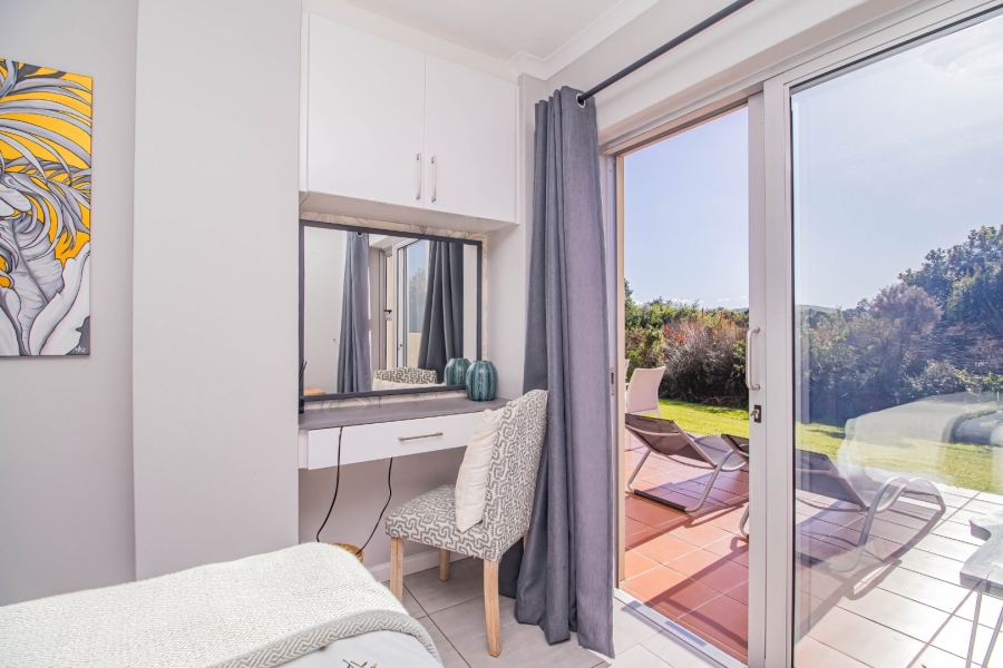 2 Bedroom Property for Sale in Goose Valley Western Cape